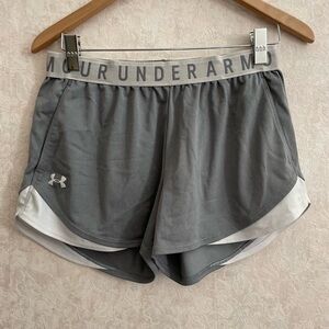 Under Armour women's medium loose gray athletic shorts
